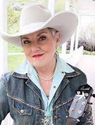 Cindy Argyle's Instagram, Twitter & Facebook