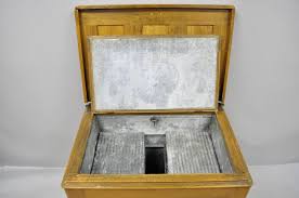 White clad wood ice box end table cabinet chest 22 x 16 x 24 (pick up only) $100.00. Antique Gibson Refrigerator Co Small Oak Icebox Ice Chest For Sale At 1stdibs