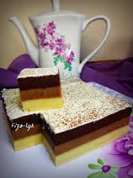 Kue yang lembut dengan rasa manis dan legit. Blog Tentang Aneka Resepi Masakan Dan Perkongsian Cara Memasak Langkah Demi Langkah Makanan Ringan Manis Kue Lezat Resep Biskuit