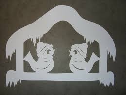 Fensterbilder basteln lieben sowohl die kinder, als auch die erwachsenen,deshalb haben wir. Fensterbild Winter Tonkarton Vogelhaus M Vogel Filigran Weiss 32 Cm Eur 2 00 Fensterbild Wintertonkarton Lieb Fensterbilder Winter Fensterbilder Tonkarton