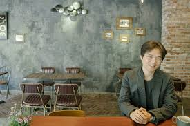 한국당 당 대표직에서 물러났던 홍준표 전 대표 약 5개월 만에 현실 정치 복귀 선언! ì—°ê·¹in