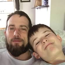 Who is a good custom furniture maker in Redmond, Washington?