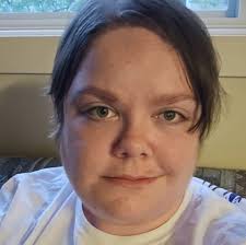 Our first child turns 19 today! 😮🥺 We had such an incredible journey and  are so grateful that these songs still mean so much to so many of you. 🙏🏻  If you