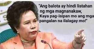 Senator Robin Padilla clarifies that he is not a candidate in the upcoming  elections, telling supporters that he is just a campaign manager of the PDP  party. In a Facebook video on