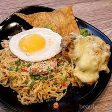 Anak tak nak makan, hanya minum susu? 6 Tempat Makan Mie Super Pedas Di Jakarta Berani Coba