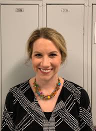 Krystal Schulte hosts panel of alumni for her AP English seniors