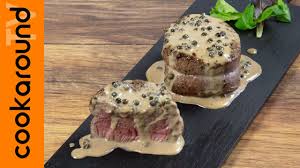 Se preferite un filetto più cotto basta aumentare il tempo di rosolatura della carne, aumentandola a 2 minuti e mezzo per lato. Filetto Al Pepe Verde Youtube