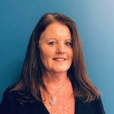 Jeannine Sharkey's Instagram, Twitter & Facebook