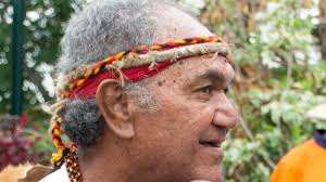 Bindal Elder Uncle Alfred shares Dreamtime stories with curious students at  Townsville Grammar School