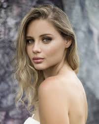 bruna rezende, miss varginha universo 2018.