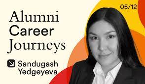 Julia Kidd's Instagram, Twitter & Facebook