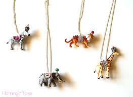 Anthropologie Party Animal Necklace Diyflamingo Toes Pet Necklace Diy Necklace Diy Necklaces Tutorial