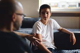 Cómo hablar con los adolescentes de pornografía - Child Mind Institute