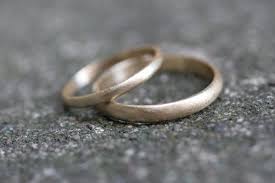 10 K Gelbgold Halb Runde Hochzeit Band Set 2 Ringe In 2020 Mit Bildern Hochzeitsring Sets