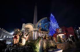 Pope Leo XIV Revives Long-Dormant Vatican Christmas Traditions in Historic  First Festive Season - Gaudiumpress English Edition