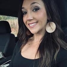 Hello just started uv printing recently having some trouble set up unboxed  is there anyway I can reduce this from happing