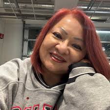 Dennehotso community honors veterans for service and sacrifice WINDOW ROCK,  Ariz. — On Veterans Day, Council Delegate Shaandiin Parrish (Chilchinbeto,  Dennehotso, Kayenta) joined the Dennehotso community in honoring local  veterans and all