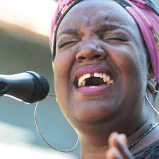 Open Signal is a media arts center in Portland, Oregon. With a commitment  to creativity, technology and social change, we make m