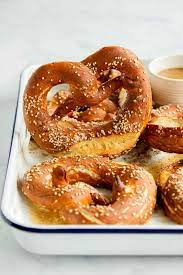 Soft Bavarian Pretzels Recipe Bavarian Pretzel German Snacks Savory Snacks