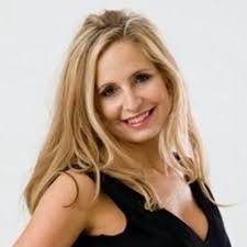 Jacqueline Weinstein (huegoddess@)