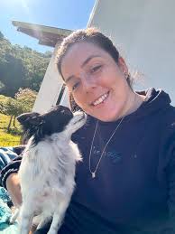 Obrigada Agosto! 🙏🏼 Agosto, você foi intenso. Trouxe desafios,  aprendizados, encontros e transformações. Cada foto deste álbum é uma  lembrança viva de tudo o que floresceu dentro de mim nesse mês ✨😮‍💨