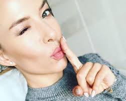 Chodakowska walczy z przemocą wobec kobiet. "Twoje życie jest BEZCENNE"