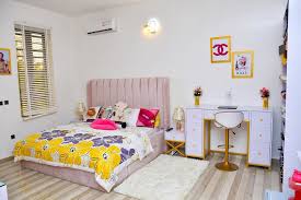 Nollywood actress iyabo ojo went full throttle in announcing her newly acquired apartment in lekki area of lagos, two years after her colleague mercy aigbe. This Is What Iyabo Ojo S New Home Looks Like 40 Photos Bellanaija