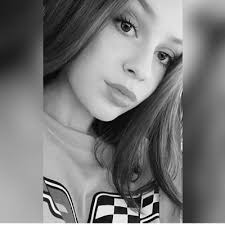 Natalie Proffitt (@NatalieProffit5)