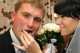 Alex Bondar's Instagram, Twitter & Facebook