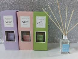 Evinizin her zaman güzel kokması i̇çin neler yapılmalı ? Bambu Cubuklu Oda Kokusu Toptan Ev Ofis Gerecleri