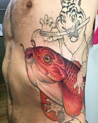 Black And Gold Koi Tattoo Image Result For Koi Tattoo Gold Red Black Tatuaje Pez Koi Koi Disenos De Unas