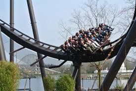Offizieller account wo aus außergewöhnlichen momenten unvergessliche erinnerungen werden. Achterbahnwissen Ch Heide Park