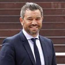 Ulisses Santos's Instagram, Twitter & Facebook