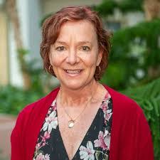 Melinda Downing's Instagram, Twitter & Facebook