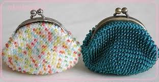 かぎ針で編んでみよう ビーズ編みのかわいいがま口編 teami工房 けいきち かぎ針編みの小銭入れ がま口 財布のパターン