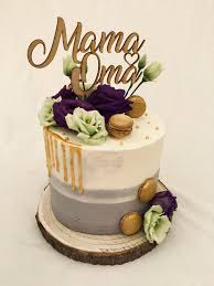 moderne torte mit goldenen macarons motivtorten ohne fondant torten bunte torte