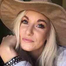 Katie Bilicki's Instagram, Twitter & Facebook