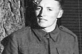 Weaver Close, Trooper Peter Weaver 9/1747, 1914 -1920