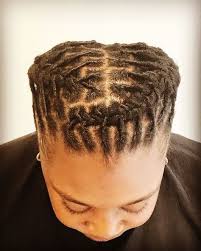 Men's short hair might be easy to control and maintain, but that doesn't mean you have to miss out in the style department. Dreadlocks Styles Short Hair