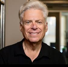 Lead, Sell, or Get Out of the Way: The 7 Traits of Great Sellers: Karr,  Ron: 9780470402184: Amazon.com: Books