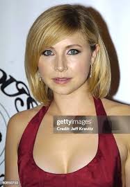 2,302 Sarah Barbara Photos & High Res Pictures