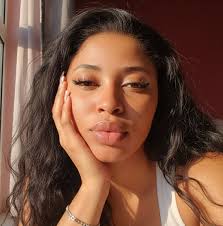 Twe Twe” Remix featuring @davido out now! #kizzdaniel