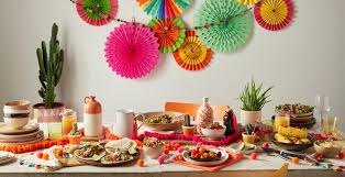 If you love bold flavors and colors, then throwing a mexican dinner party could be a perfect way to celebrate summer, cinco de mayo or just a fun friday night at home. 17 Dinner Party Theme Ideas To Impress Your Guests Denby Uk
