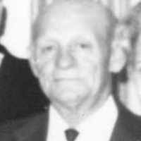 Edwin Floyd Krebs（1904年–1981年）