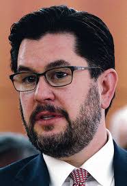 Coronavirus clash at New Mexico Capitol