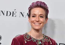 So, in the style of so many other partners and loved ones (see: Megan Rapinoe Debuts Purple And Blue Hair Color See Photo Allure