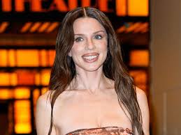 Sexy model aditi mistry latest transperant shower live