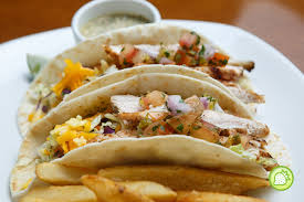 Son tres tacos de pescado tostados con ensalada de col crujiente, salsa fresca pico de gallo y hierba de alioli. Lunch Favorites Outback Steakhouse Malaysian Foodie
