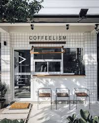 Eye Opening Coffee Bars You Ll Want For Your Own Kitchen Homes Tre Coffee Shop Decor Coffee Shop Design Cafe Interior Design