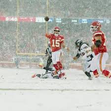 Nfl Patrickmahomes Is A Snow Game Guy Big4 Bigfour Big4 Bigfour Big4 Bigfour Football Nationalfootballleague Nationa Nfl Guys Snow